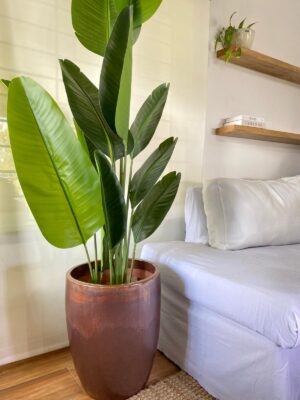 Maceta cerámica esmaltada modelo DELHÍ. Medidas 50cm Ø 58cm h