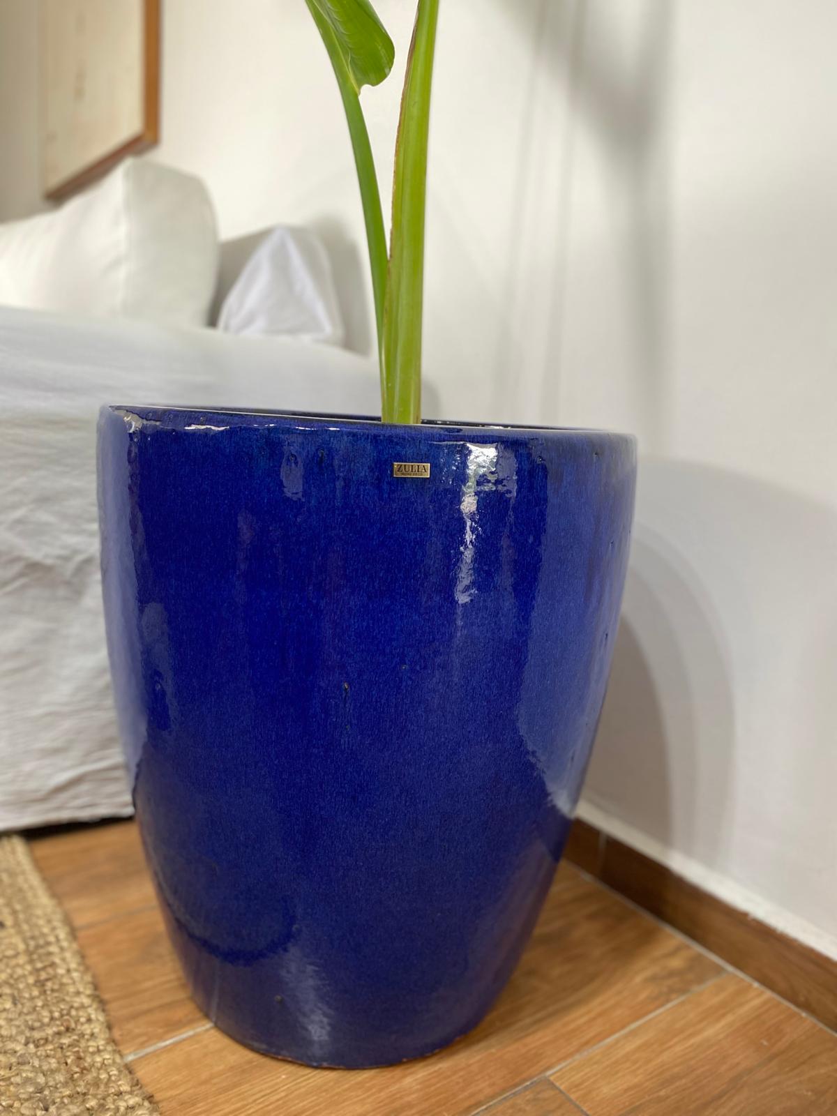 Maceta cerámica esmaltada modelo ARASHI. Medidas 50cm Ø 58cm h